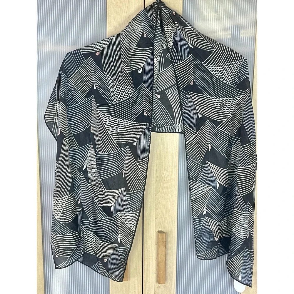 Cocoon House Silk Scarf Women's Rectangle 18x60 Geometric Handmade Gray Boho New